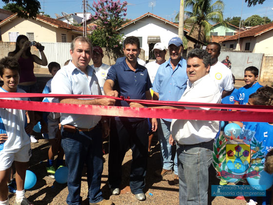 Zinho Cantori, Kelsion Bueno da Silva (secretário de esportes), Paulo Sérgio Garcia (professor SME) e Marcelo Otaviano