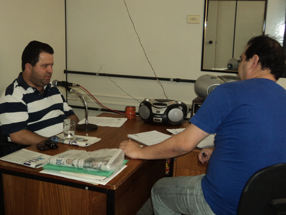 Vereador Fabinho participa ao vivo de programa de rádio