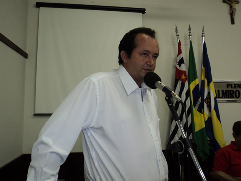 Vereador Té durante uso da Tribuna