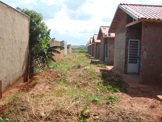 Conjunto Habitacional Paulo Gurjon em fase de construção