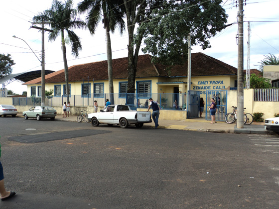 Fachada da EMEI Zenaide Calil Rosinha