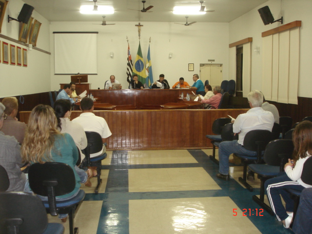Vista parcial do plenário durante a sessão
