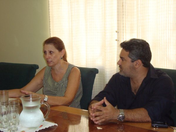 A secretária municipal de Educação e o presidente do Legislativo