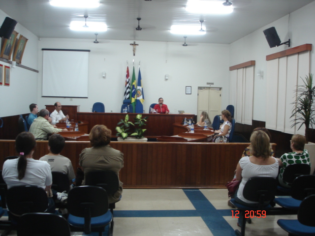 Reunião para a escolha do desenho