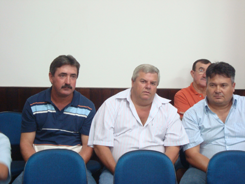 Piura, Beião e Vado, vereadores de Cajobi que prestigiaram a sessão 